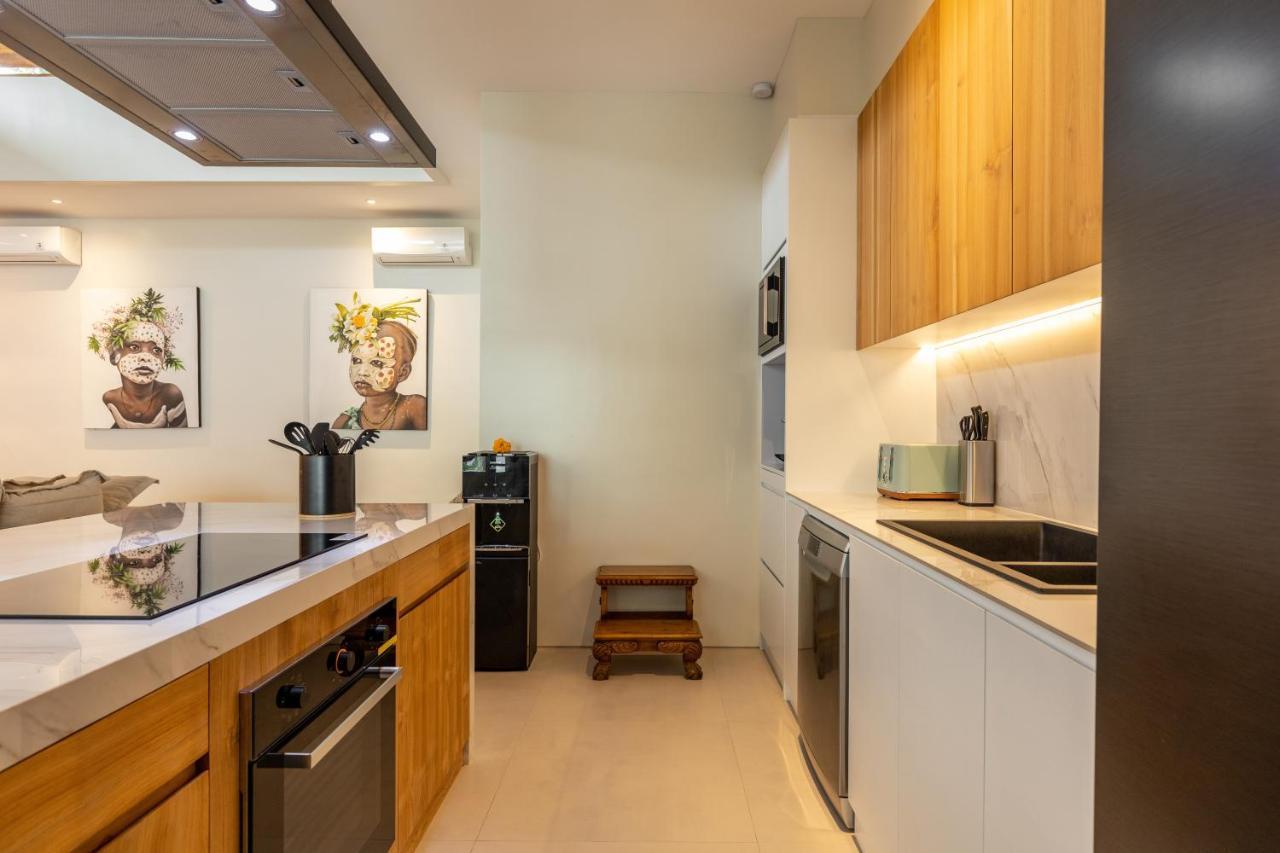 Brand New 5 Bd Luxury 300m To Seminyak