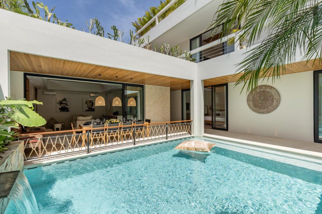 Brand New 5 Bd Luxury 300m To Villa Seminyak